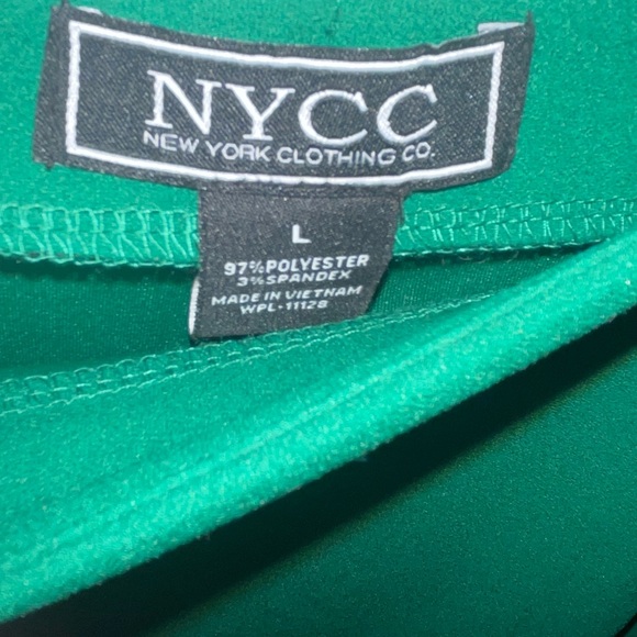 NYCC Ladies Skirt - Green - NWOT - Large - Picture 4 of 5